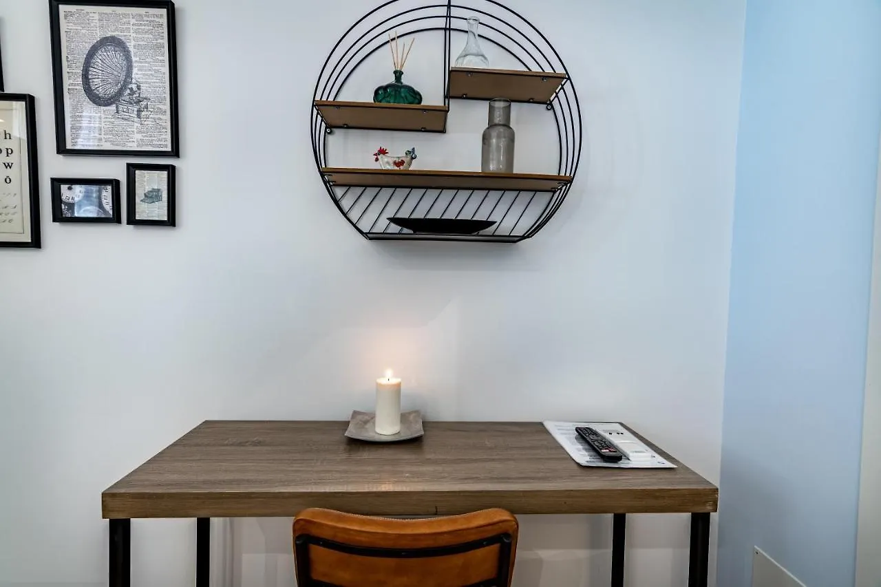 Farini 36 Monumentale District 2Pax Wifi Apartment Milan Italy